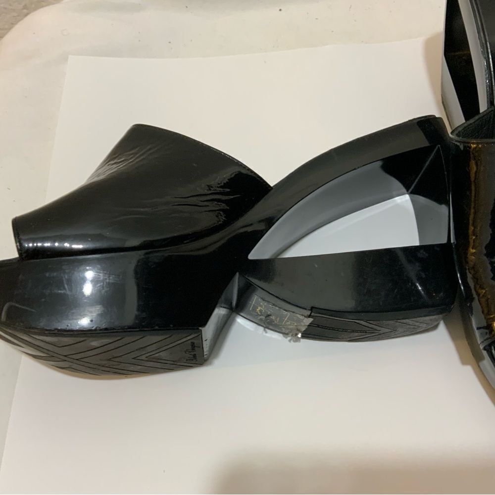 Robert Clergerie Paoli Patent Leather Slip on Cutout Wedge 9.5 - Picture 6 of 13